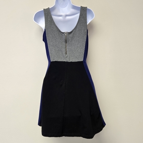 Express Color Block Skater Dess Blue L - Picture 2 of 8